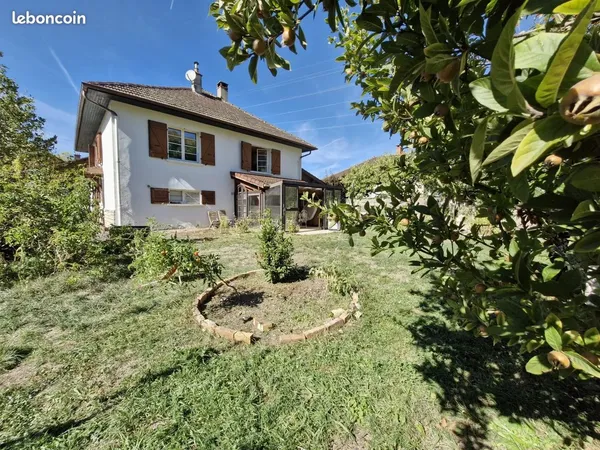 Maison 5 pièces 100 m²