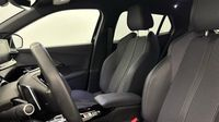 Peugeot 2008 1.2 PureTech 130ch S&S GT EAT8 — photo 12