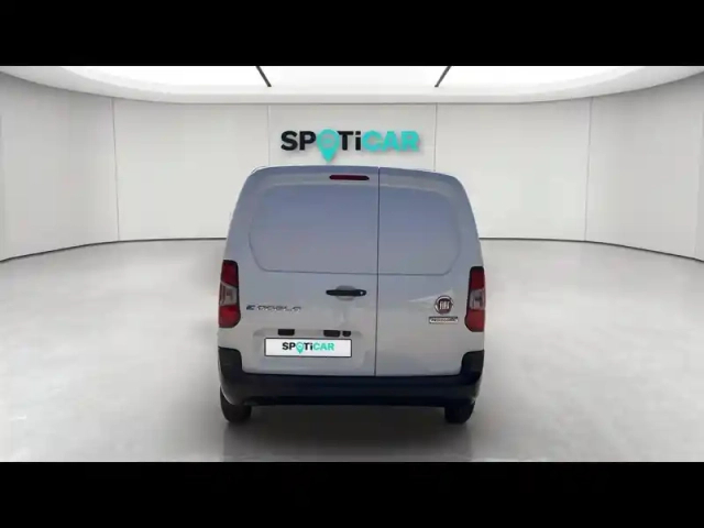 Fiat Doblo fg m 800kg electrique 136ch batterie 50 kwh cabine moduwork 3 places pro lounge connect — photo 4
