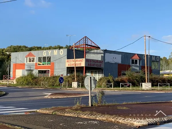 Local d'activité 650 m2 1er étage avec parking privé, excel