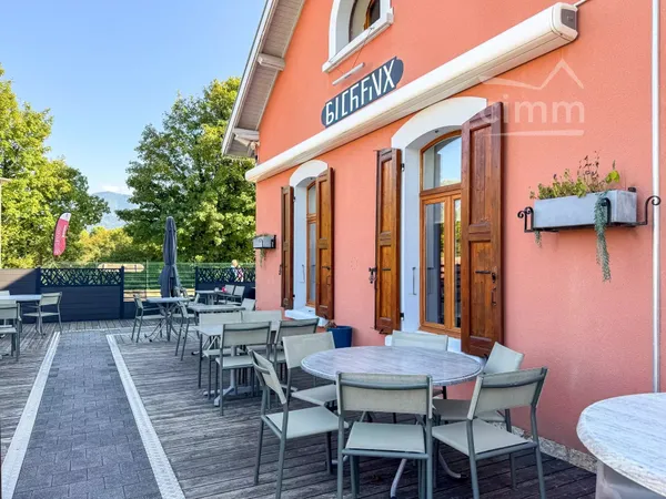 Fonds de commerce restaurant Traditionnel - 50 places intérieur - 60 places en terrasse - Licence VI