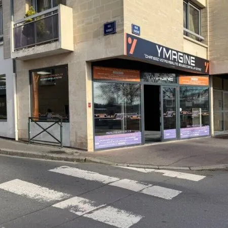 Local commercial 190 m²