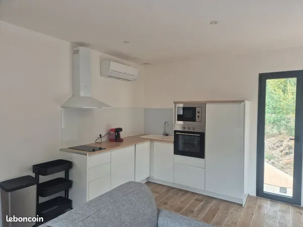 Loue appartement meublé