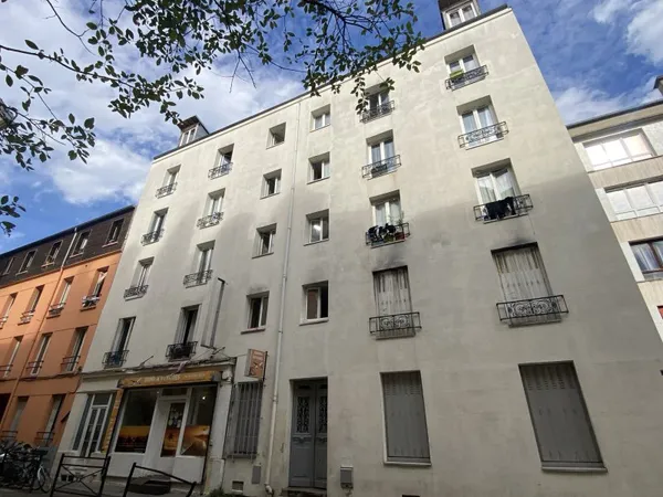 Vends murs de boutique Saint-Denis centre
