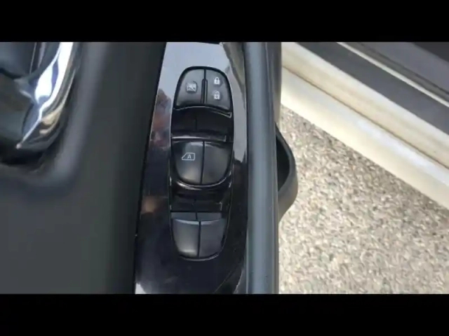 Nissan Leaf 217ch e+ 62kwh n-connecta 22 — photo 10