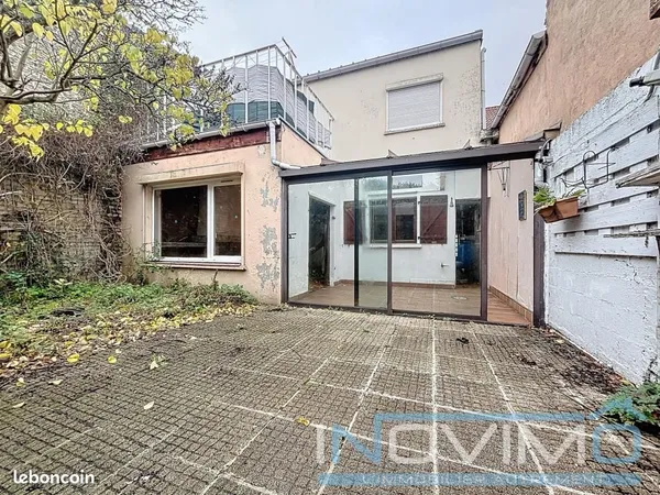Immeuble 213 m²