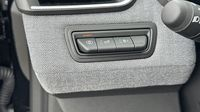Renault Clio 1.0 TCe 90ch Techno - 25 — photo 17