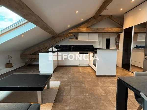 Appartement T2 / centre-ville / 55m2 / meublé