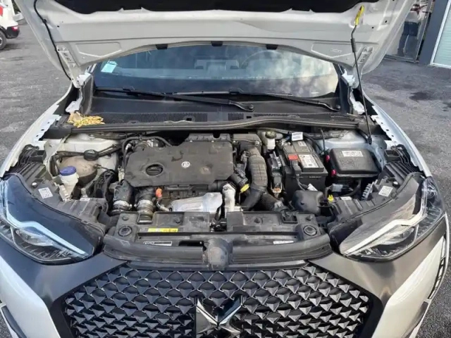 Ds Ds 3 ds3 crossback bluehdi 130 eat8 performance line+ — photo 7
