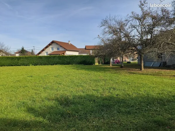 Magnifique terrain plat de 530m² au calme