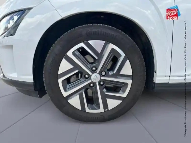 Hyundai Kona electric 64kwh - 204ch creative — photo 10