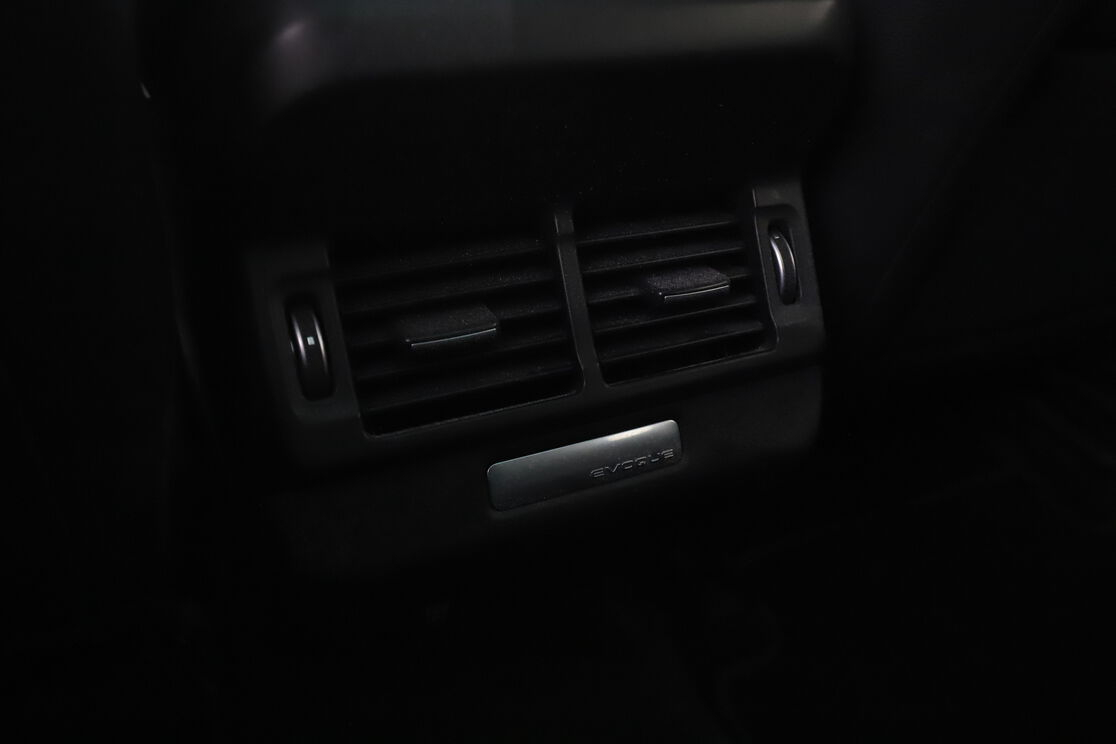 Land Rover Evoque P300e PHEV 4WD R-Dynamic S BVA8 — photo 15