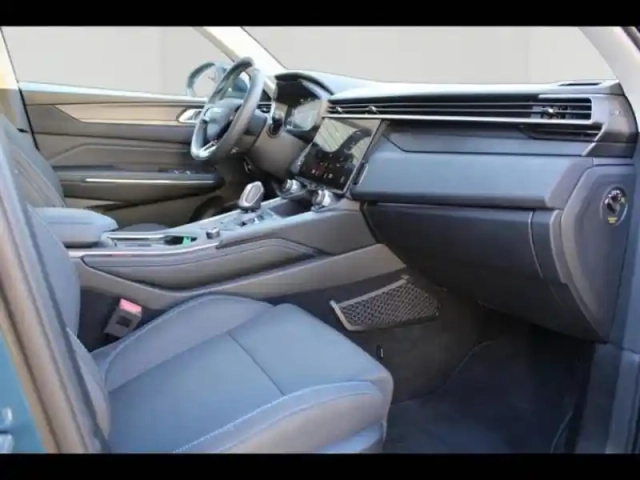 Lynk&Amp;Co 01 1.5 phev 261ch dcth 7 — photo 9