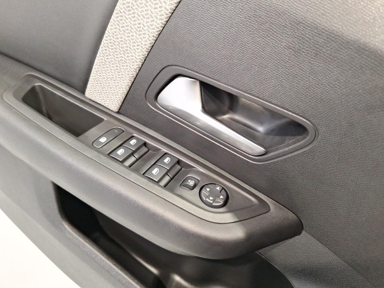 Citroën C4 bluehdi 130 eat8 max — photo 23