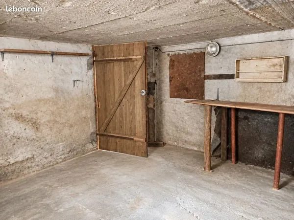 Cave de stockage 12 m² - metz queuleu - 80 /mois