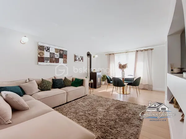 Maison 7 pièces 136 m²
