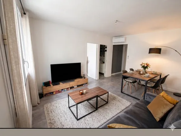 Loue T3 semi-meublé