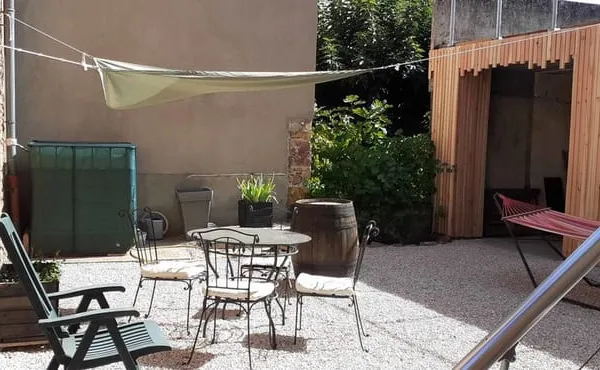 Maison 3 chambres avec grange et dépendances