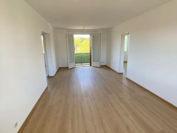 Appartement T4 - 5 pièces (RG 10)