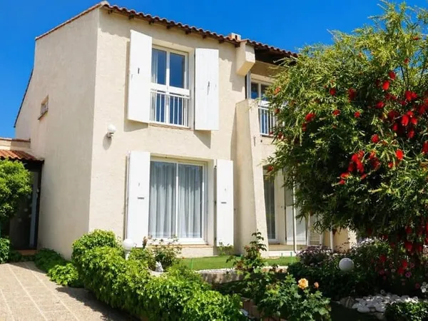 Maison 7 pièces 162 m²