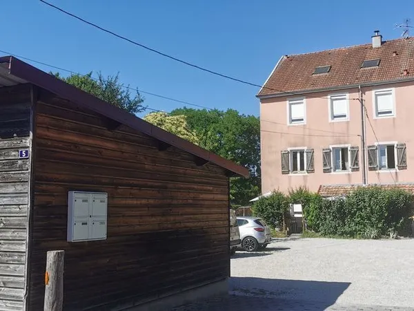 Appartement F6. 107m2. Héricourt 70
