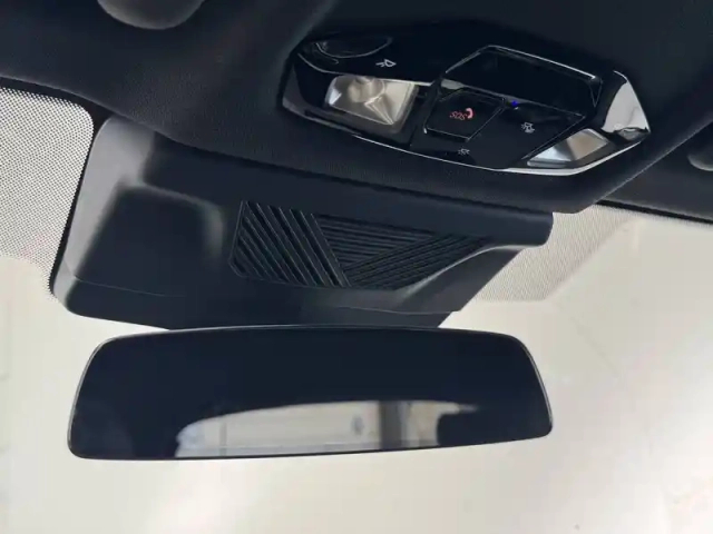 Bmw X1 sdrive 18d 150ch dkg7 — photo 46