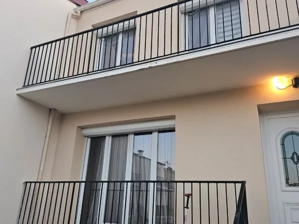 Maison balcon