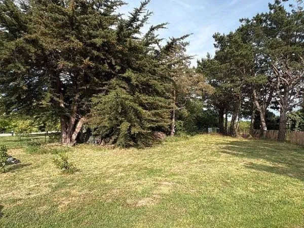 Terrain 805 m²