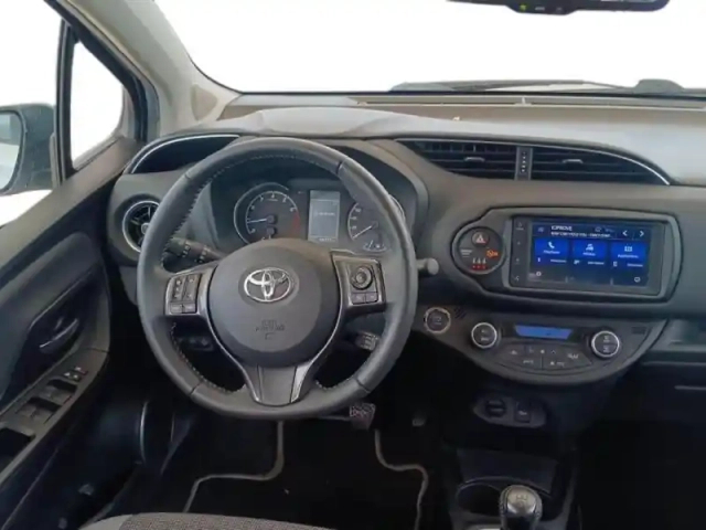 Toyota Yaris 70 vvt-i design y20 5p rc19 — photo 12