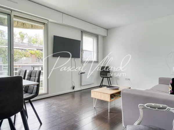 LOCATION MEUBLEE APPARTEMENT 2 PIECES DANS LE QUARTIER RIVES DE SEINE A BOULOGNE.