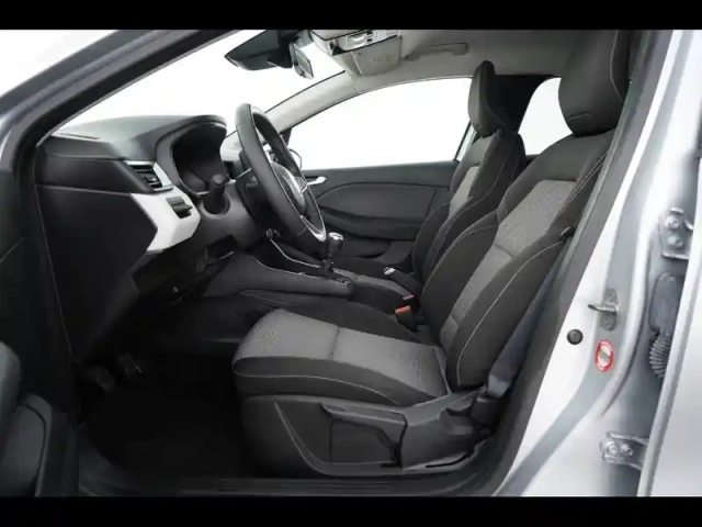 Renault Clio 1.0 tce 90ch evolution — photo 30