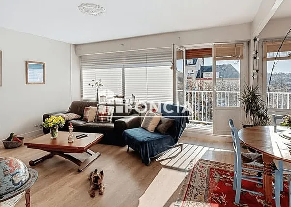 Lisieux Centre / Magnifique appartement avec ascenseur et balcon