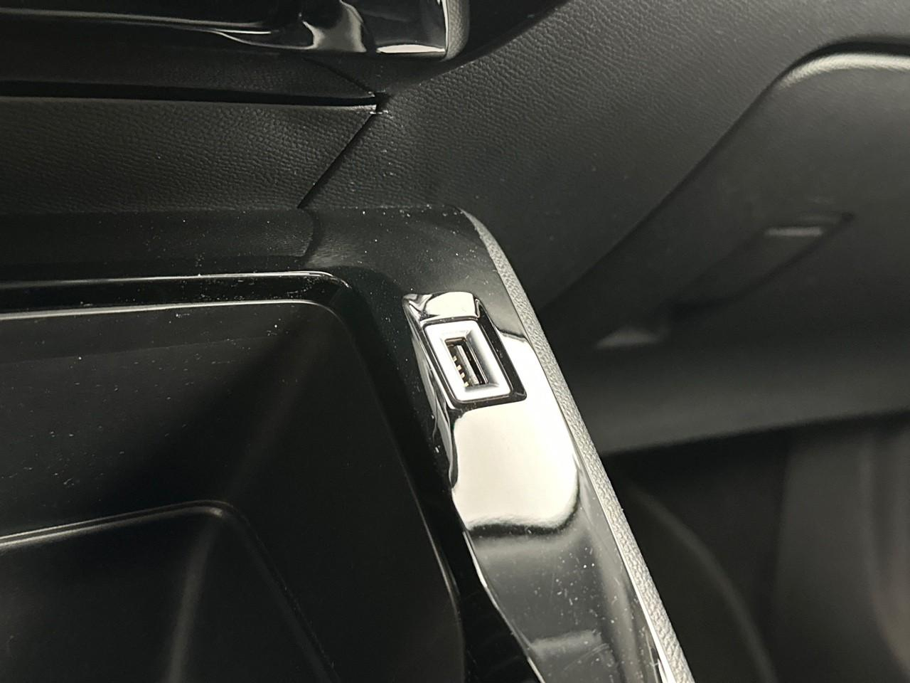 Peugeot 2008 puretech 100 s&s bvm6 style — photo 27