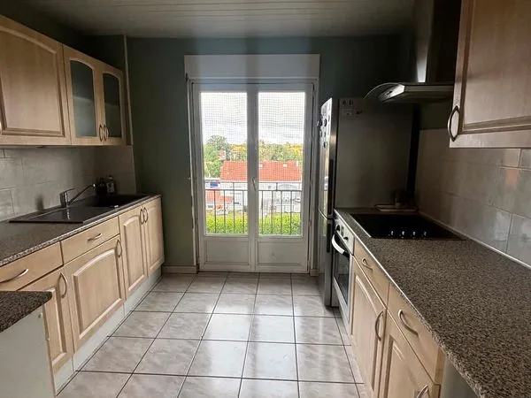 Location appartement 70m2 à 25km de Esch sur Alzette
