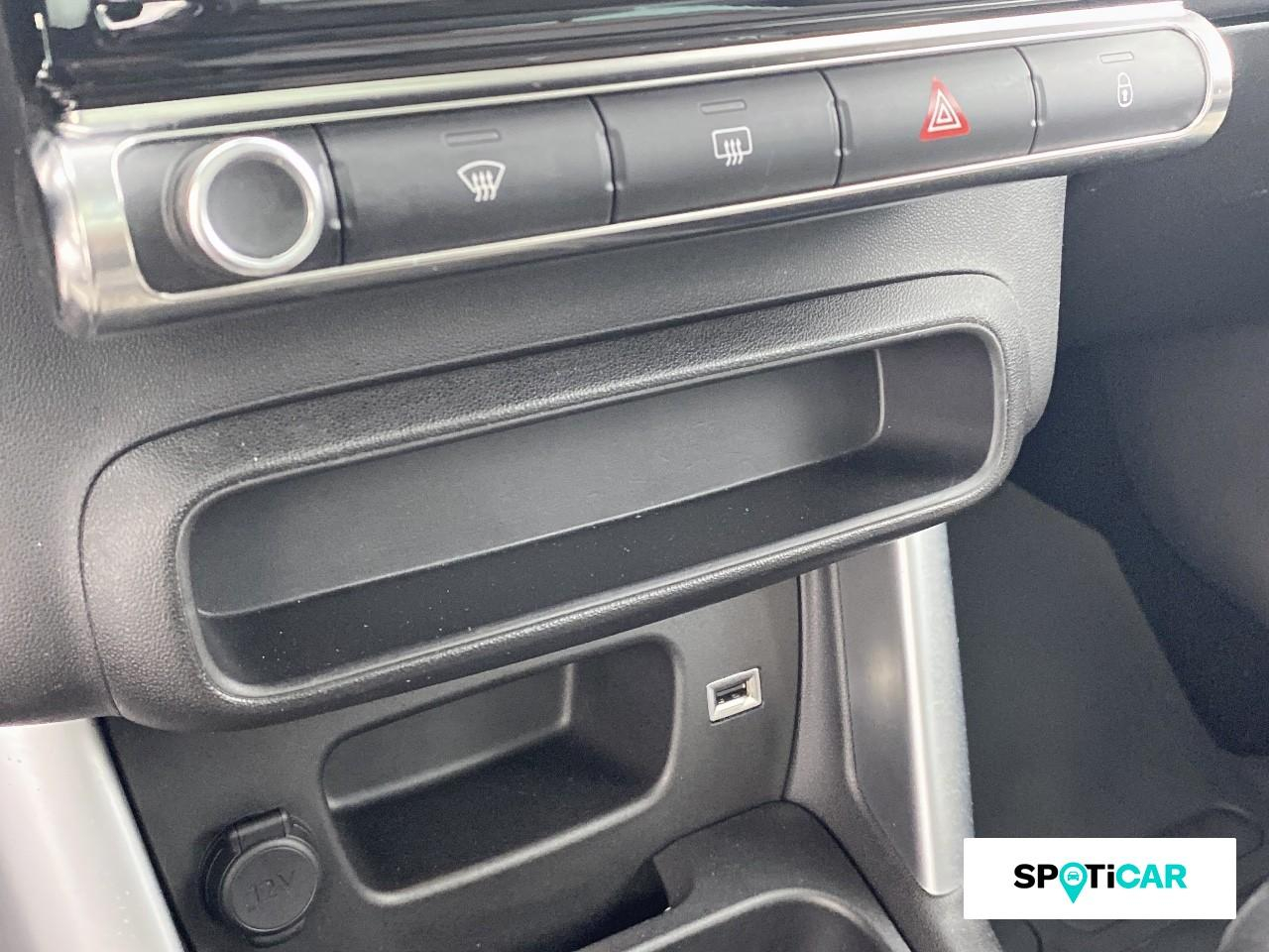Citroën C3 Aircross puretech 130ch s&s shine e6.d-temp — photo 15