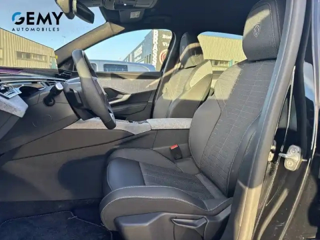 Peugeot 3008 plug-in hybrid 195 e-dcs7 — photo 9