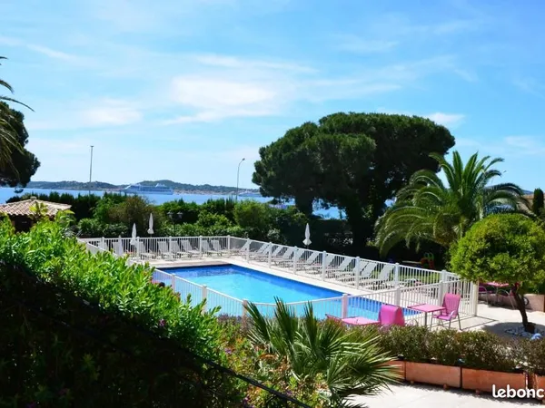 Hotel* MURS & FOND 17 chambres - Piscine - Restaurant - Parking - st tropez - grimaud