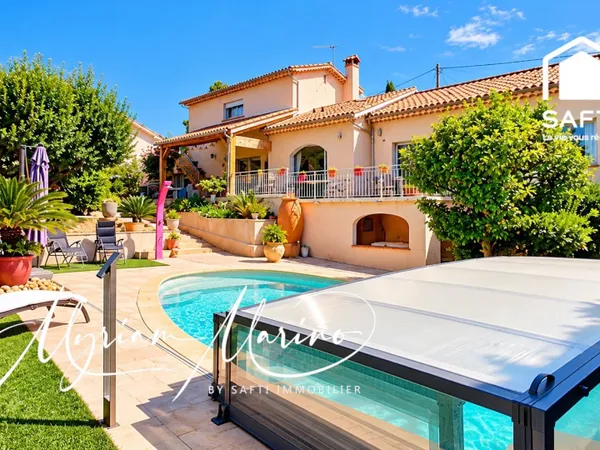 SAINT AYGULF À VENDRE VILLA AVEC PISCINE - À 400 M DES PLAGES
