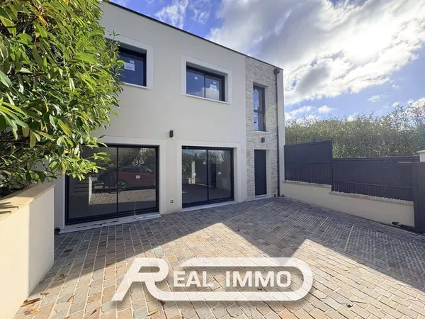 Maison 5 pièces 114 m²
