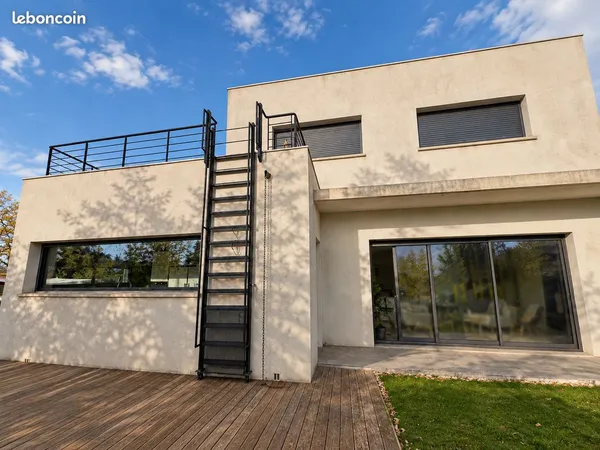 A VENDRE - Villa de 187 m²