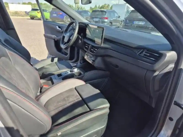 Ford Kuga 2.5 duratec 180ch hybrid flexifuel st-line x powershift — photo 15