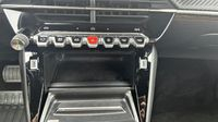 Peugeot 2008 1.2 PureTech 130ch S&S Allure EAT8 — photo 18