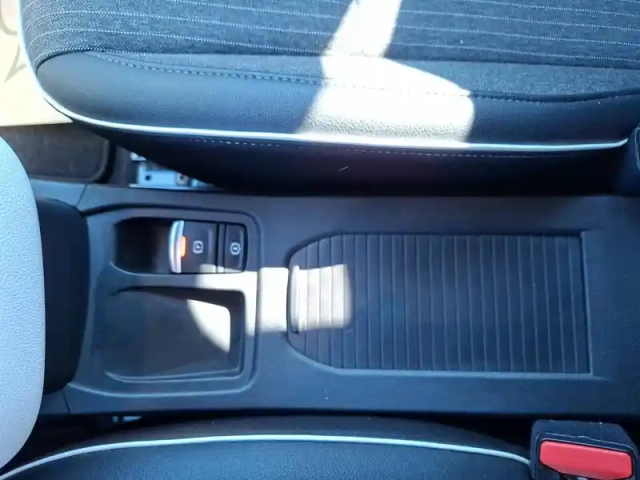 Renault Clio tce 90 — photo 42