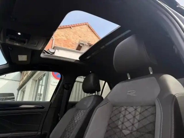Volkswagen T-Roc 1.5 tsi evo2 150ch r-line dsg7 — photo 6