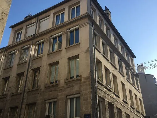 SAINT-ETIENNE secteur Jean-Jaurès rue Praire grand appartement bourgeois 160 m2 avec GARAGE en IMO-I