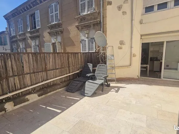 Studio 1 pièce 16 m²