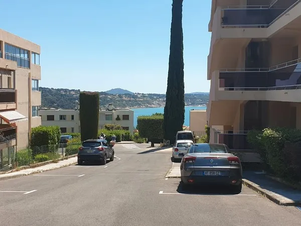 Studio+parking Bandol