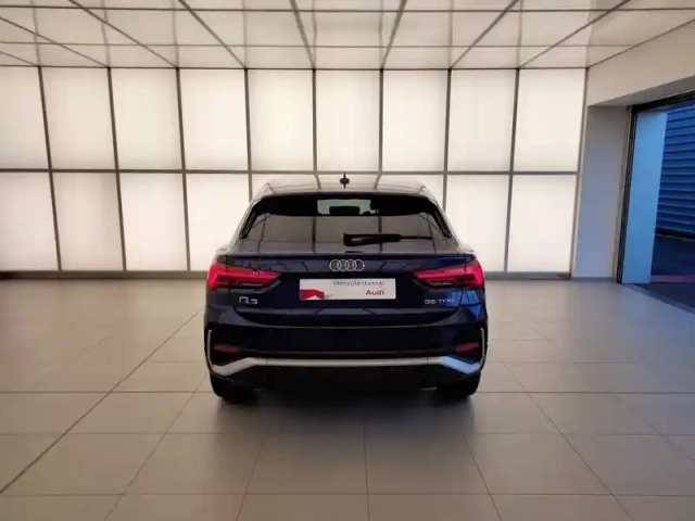 Audi Q3 sportback 35 tfsi 150 ch s tronic 7 — photo 24