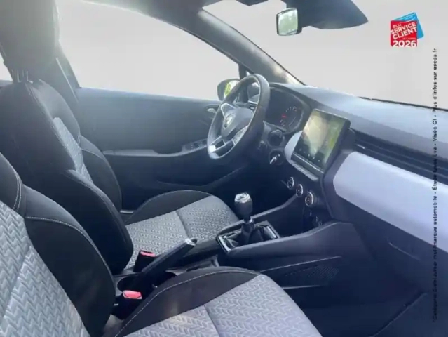 Renault Clio 1.0 tce 90ch evolution — photo 5
