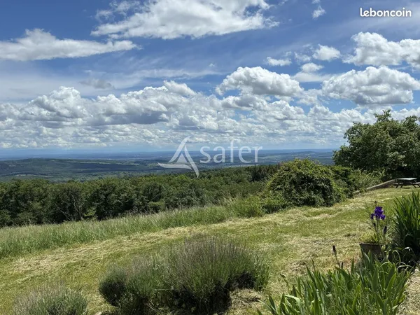 Terrain 83500 m² Mâcon